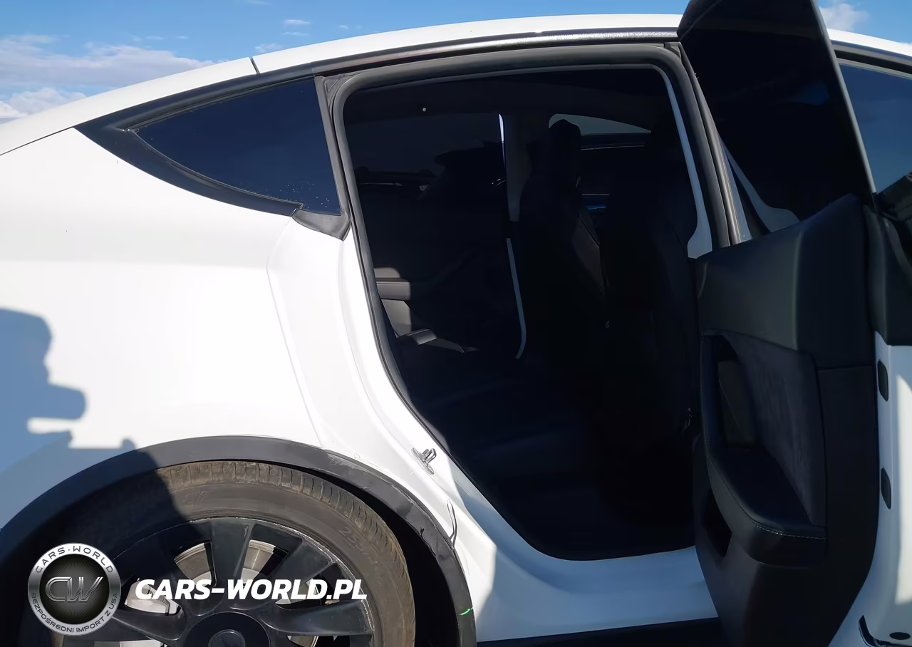 2020 Tesla Model Y Long Range Dual Motor All-Wheel Drive VIN:5YJYGDEE1LF016756 - 8