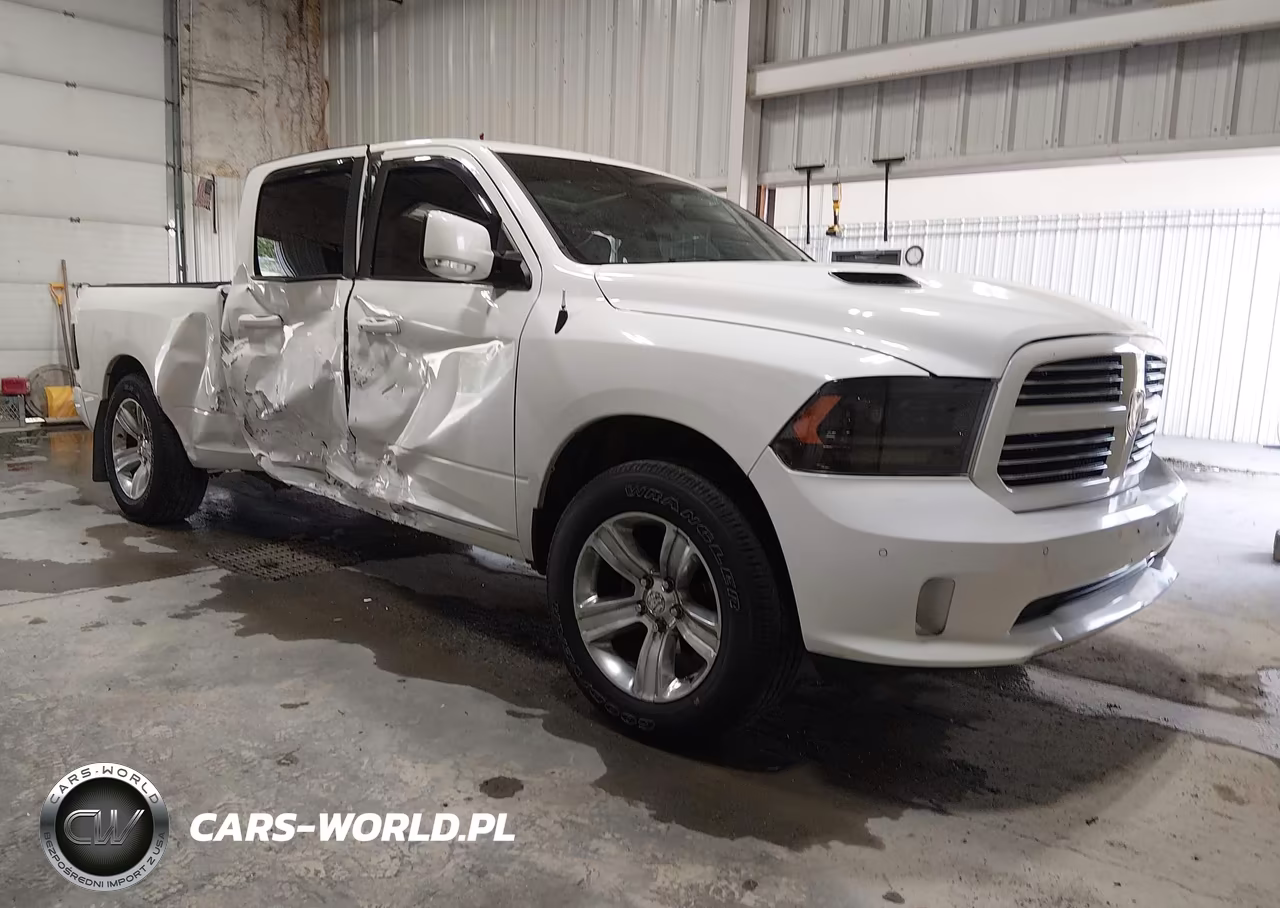 2015 Ram 1500 Sport – zdjęcie 1 z 11