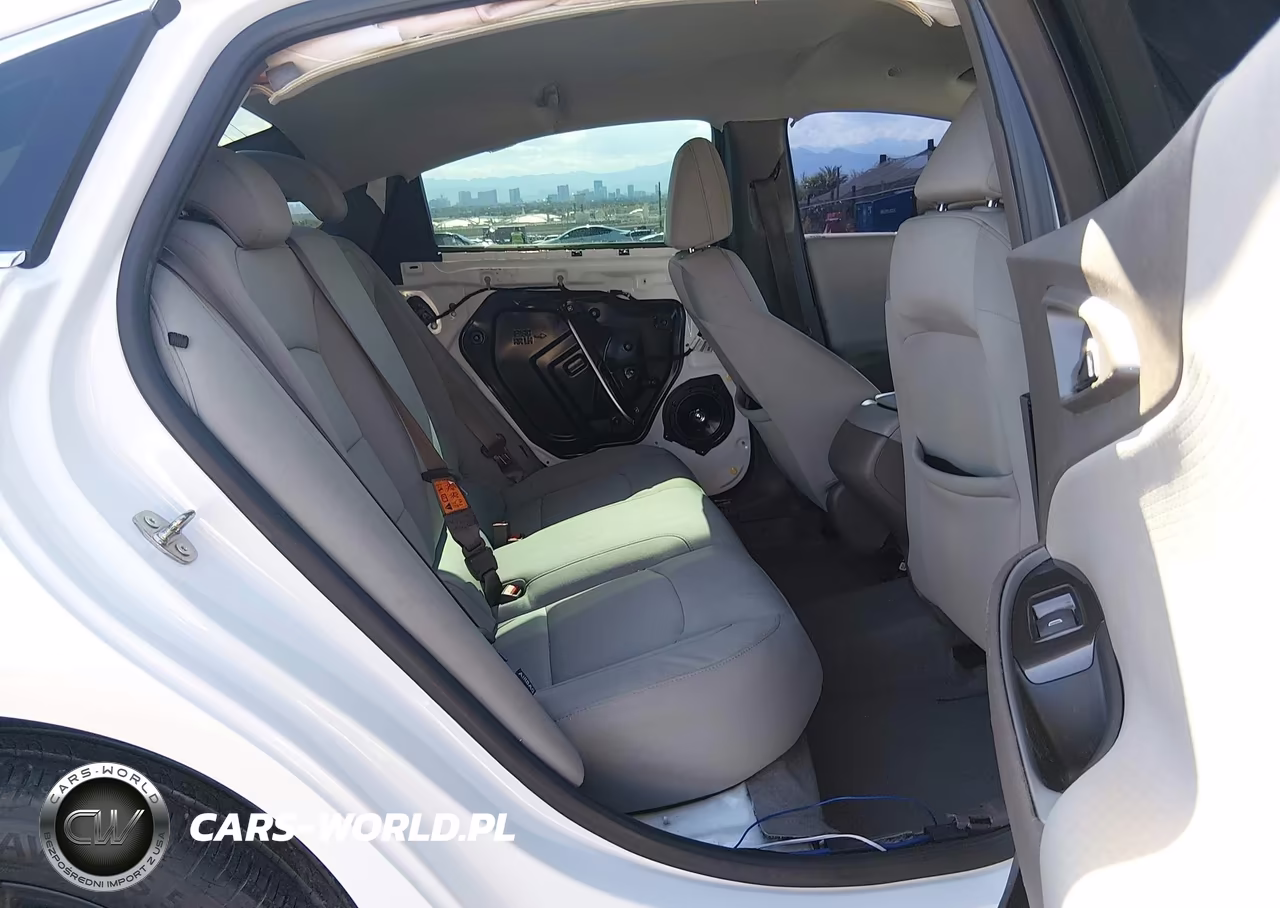2019 Chevrolet Malibu 1Ls VIN:1G1ZB5ST4KF127851 - 8