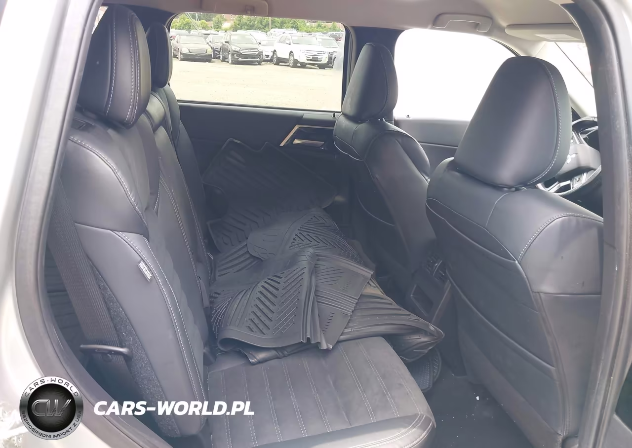 2022 Mitsubishi Outlander VIN:JA4J4UA82NZ014127 - 8