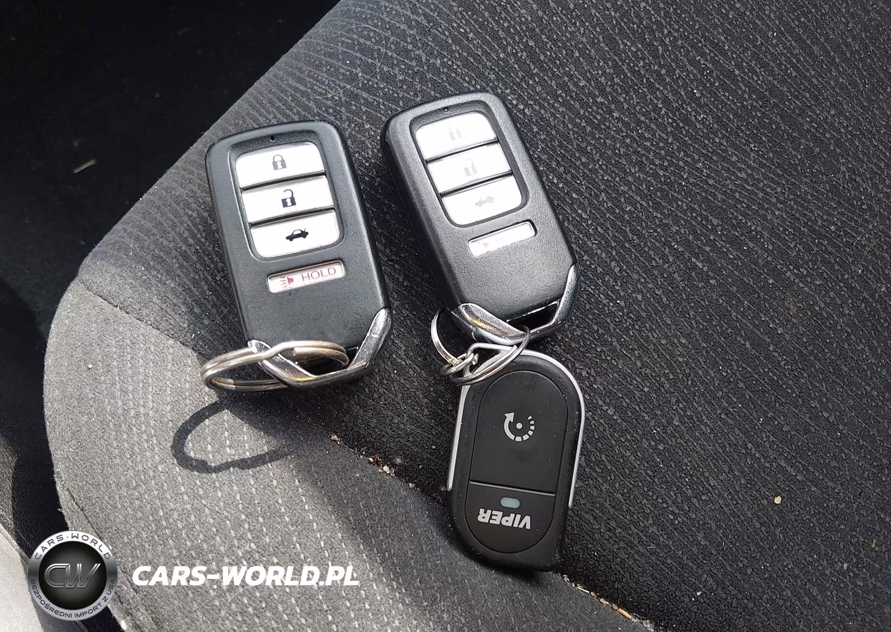 2015 Honda Accord Hybrid VIN:1HGCR6F38FA014188 - 11