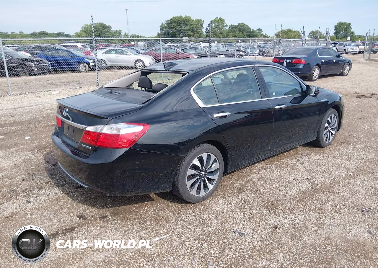 2015 Honda Accord Hybrid VIN:1HGCR6F38FA014188 - 4