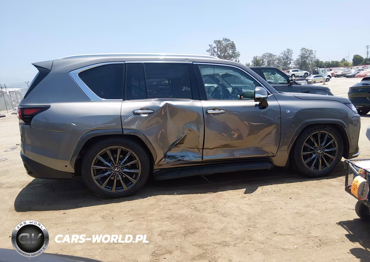 2025 Lexus Lx 700H F Sport VIN:JTJMD7CX1S4005644 - 13