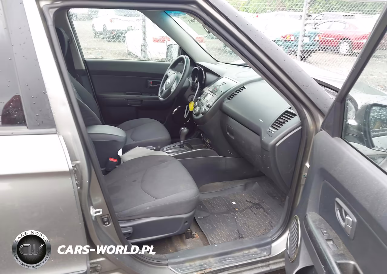 2010 Kia Soul + VIN:KNDJT2A27A7194476 - 5