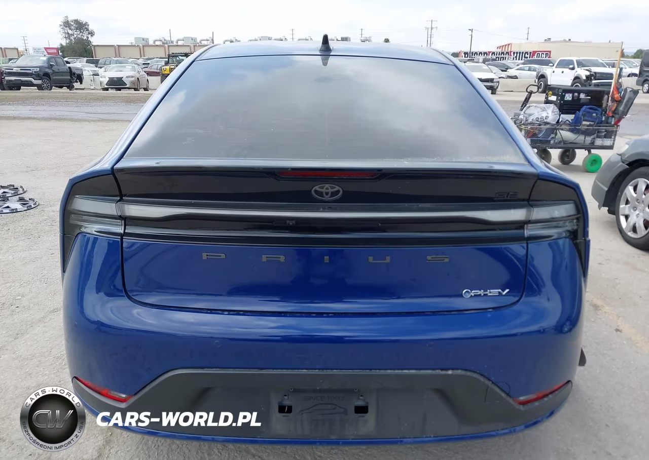 2026 Toyota Prius Plug-In Hybrid Se VIN:JTDACACU5T3066384 - 16