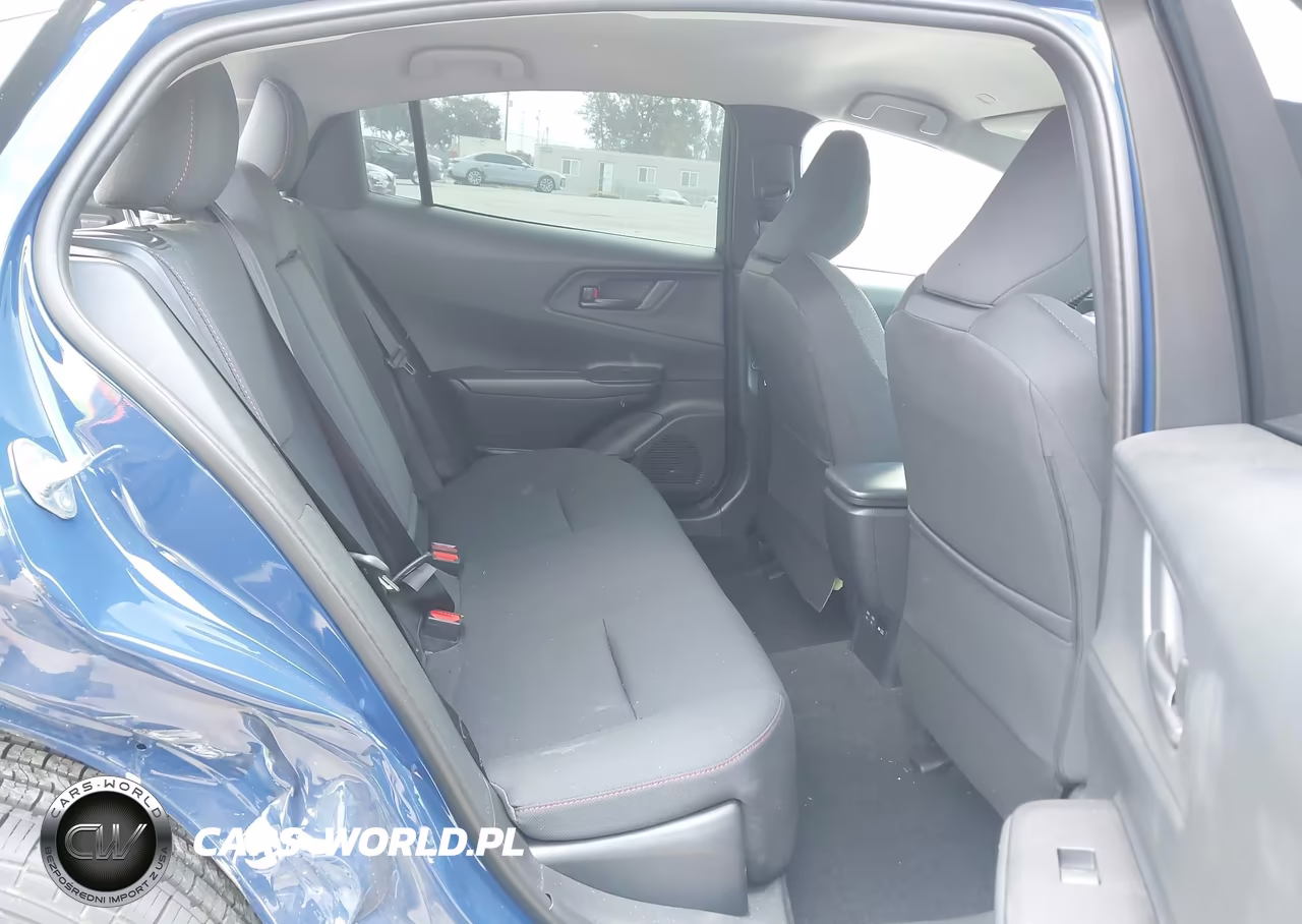 2026 Toyota Prius Plug-In Hybrid Se VIN:JTDACACU5T3066384 - 8