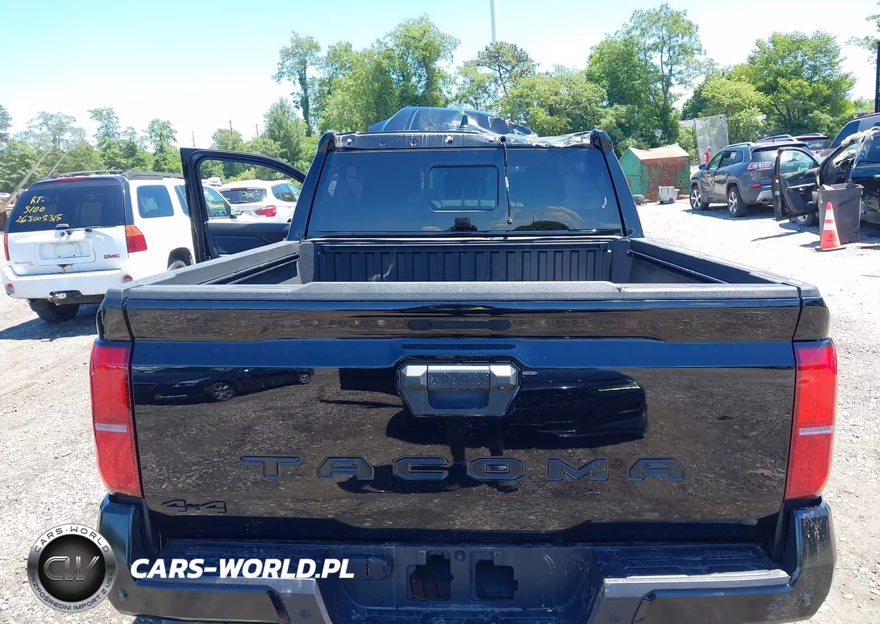 2025 Toyota Tacoma Trd Off Road VIN:3TMLB5JN5SM122755 - 15
