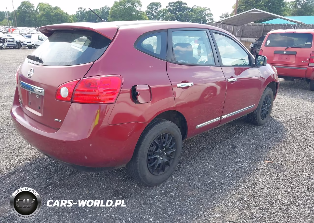2013 Nissan Rogue S VIN:JN8AS5MV7DW641896 - 4