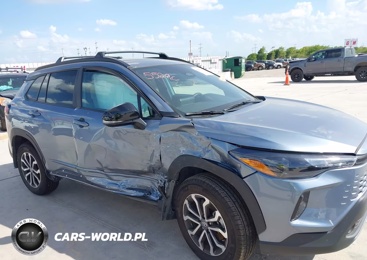 2026 Toyota Corolla Cross Hybrid Se VIN:7MUFBABG3TV104817 - 6