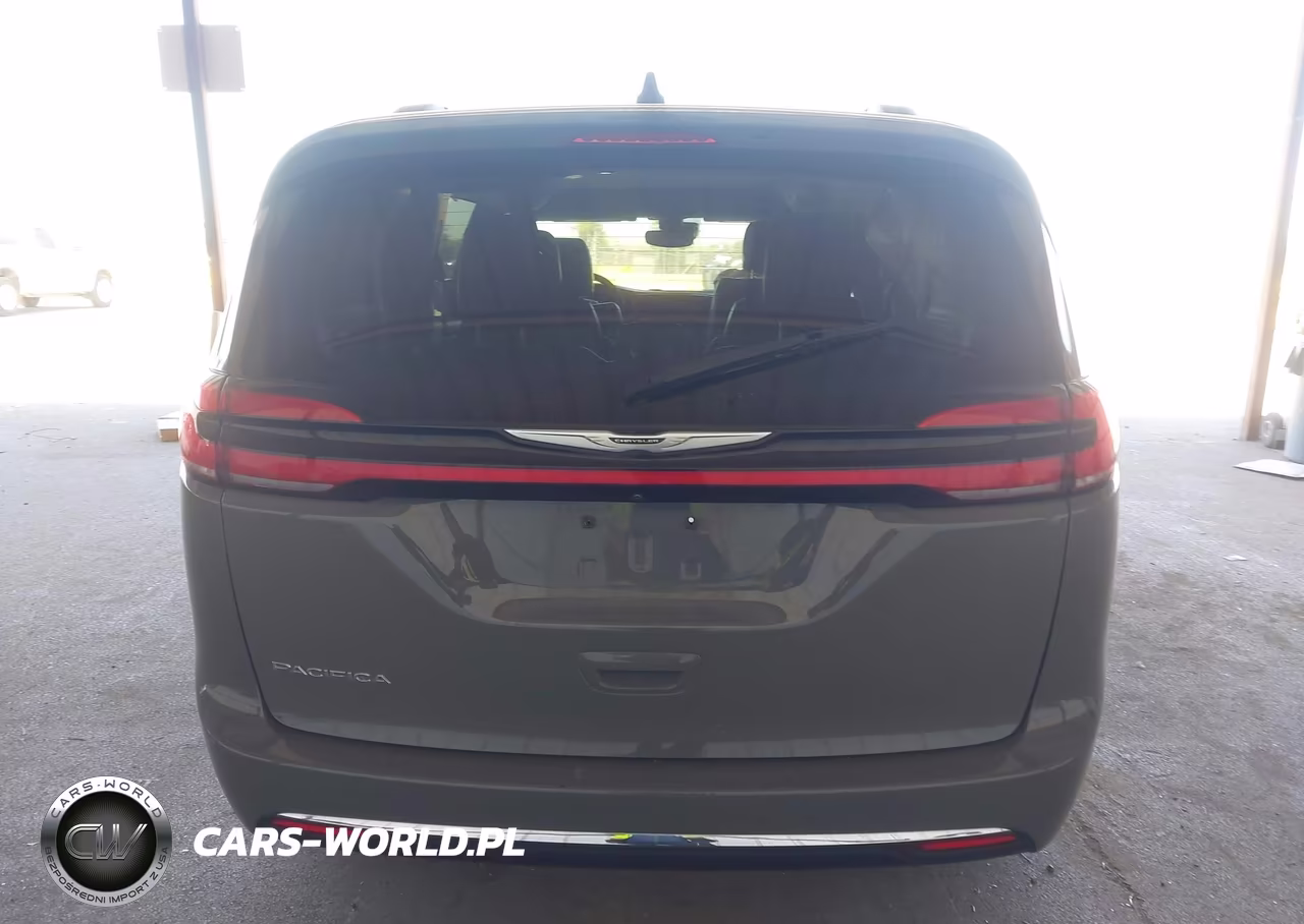 2022 Chrysler Pacifica Touring L VIN:2C4RC1BG0NR195304 - 16