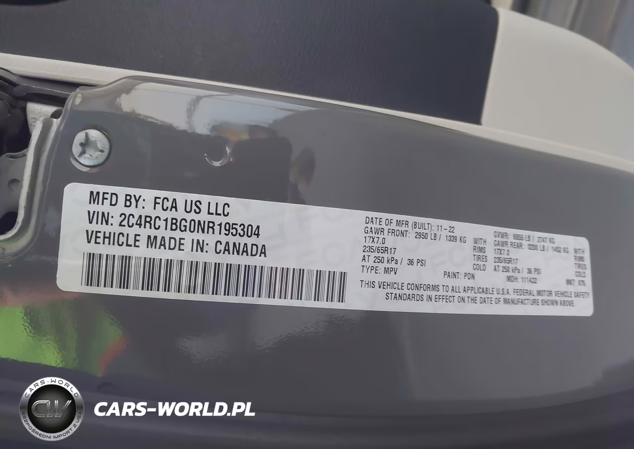 2022 Chrysler Pacifica Touring L VIN:2C4RC1BG0NR195304 - 9