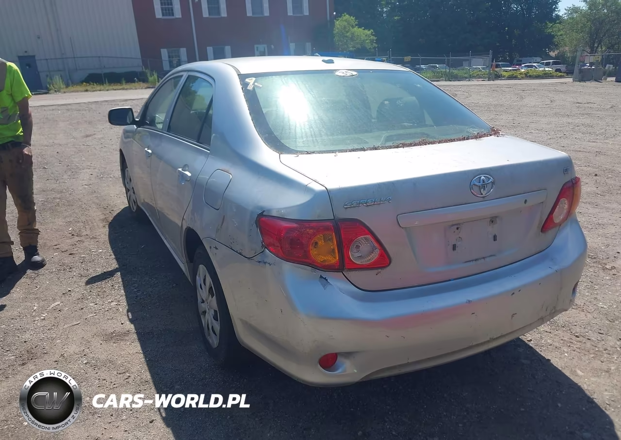 2010 Toyota Corolla Le VIN:JTDBU4EEXAJ080783 - 3