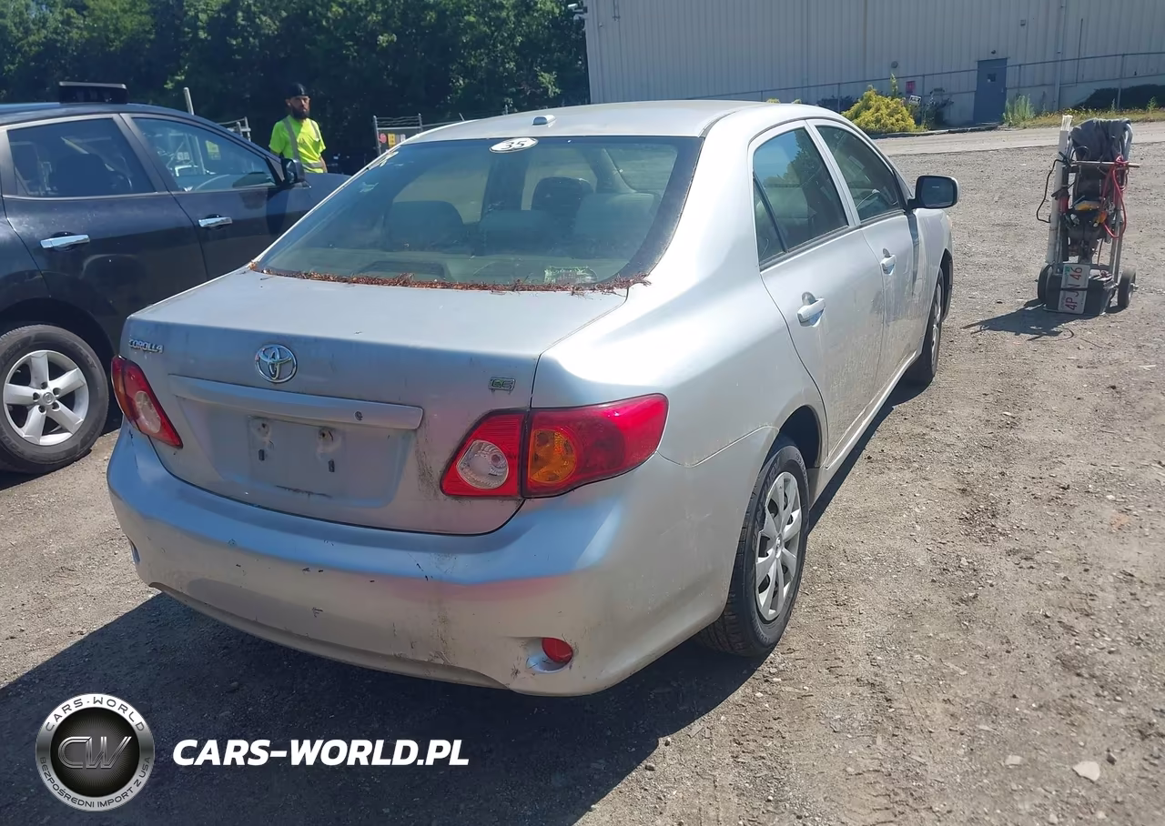 2010 Toyota Corolla Le VIN:JTDBU4EEXAJ080783 - 4