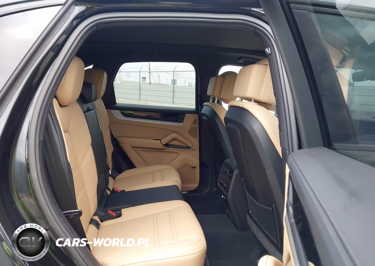 2024 Porsche Cayenne S VIN:WP1AL2AY9RDA35474 - 8