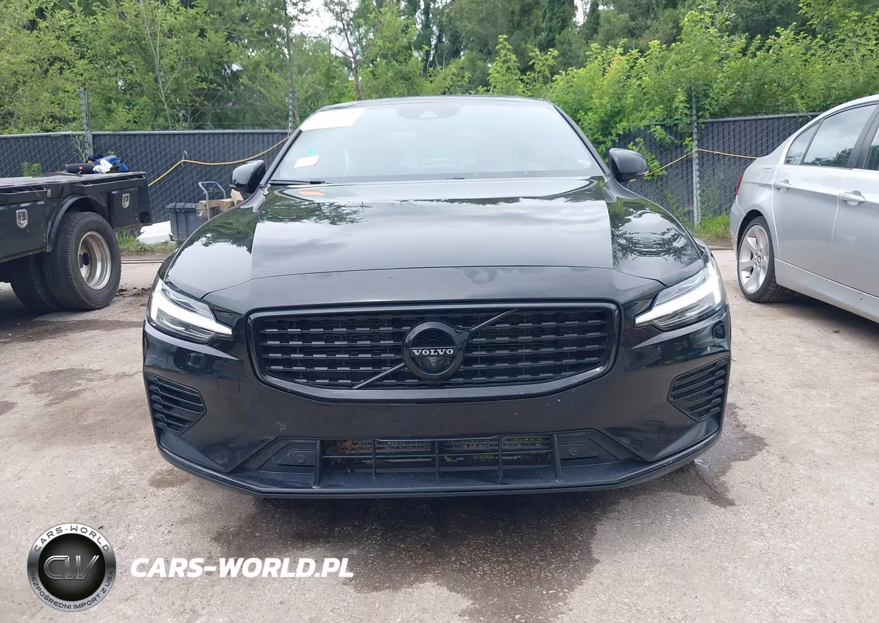 2022 Volvo S60 Recharge Plug-In Hybrid T8 Black Edition R-Design Extended Range VIN:7JRH60FD5NG192477 - 12