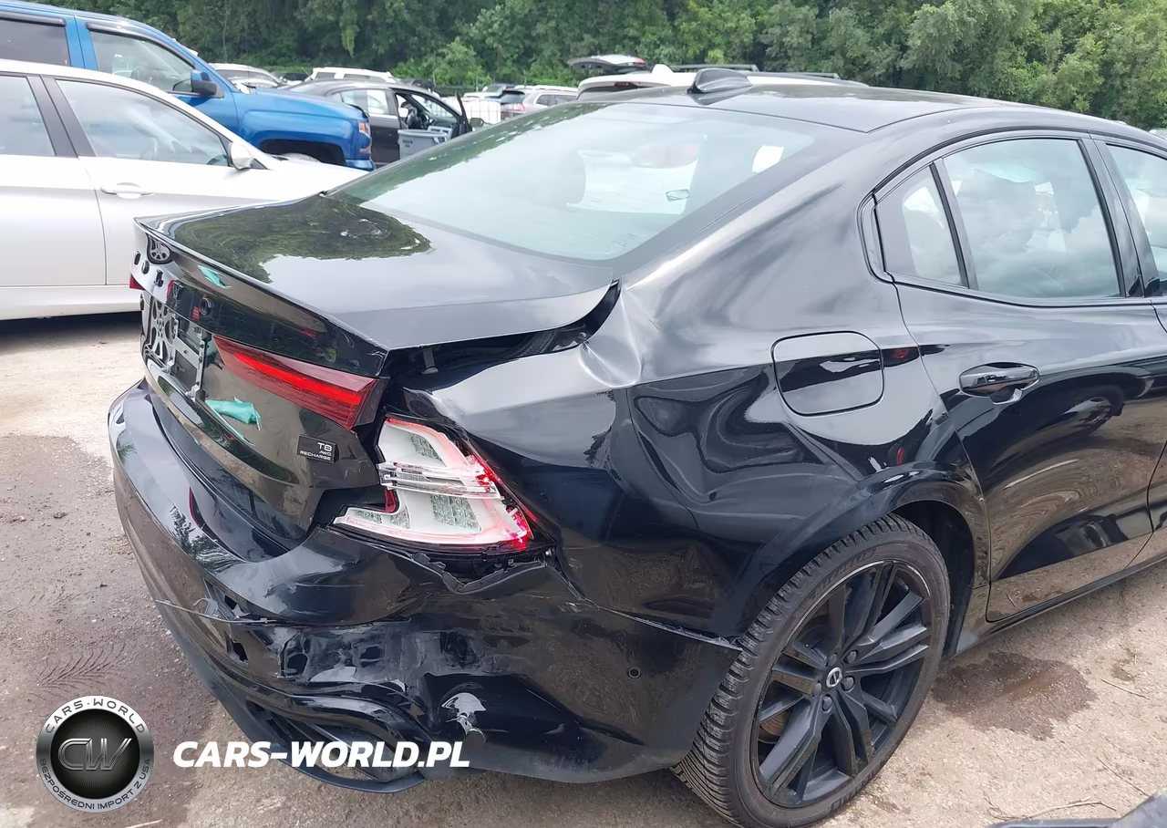 2022 Volvo S60 Recharge Plug-In Hybrid T8 Black Edition R-Design Extended Range VIN:7JRH60FD5NG192477 - 18