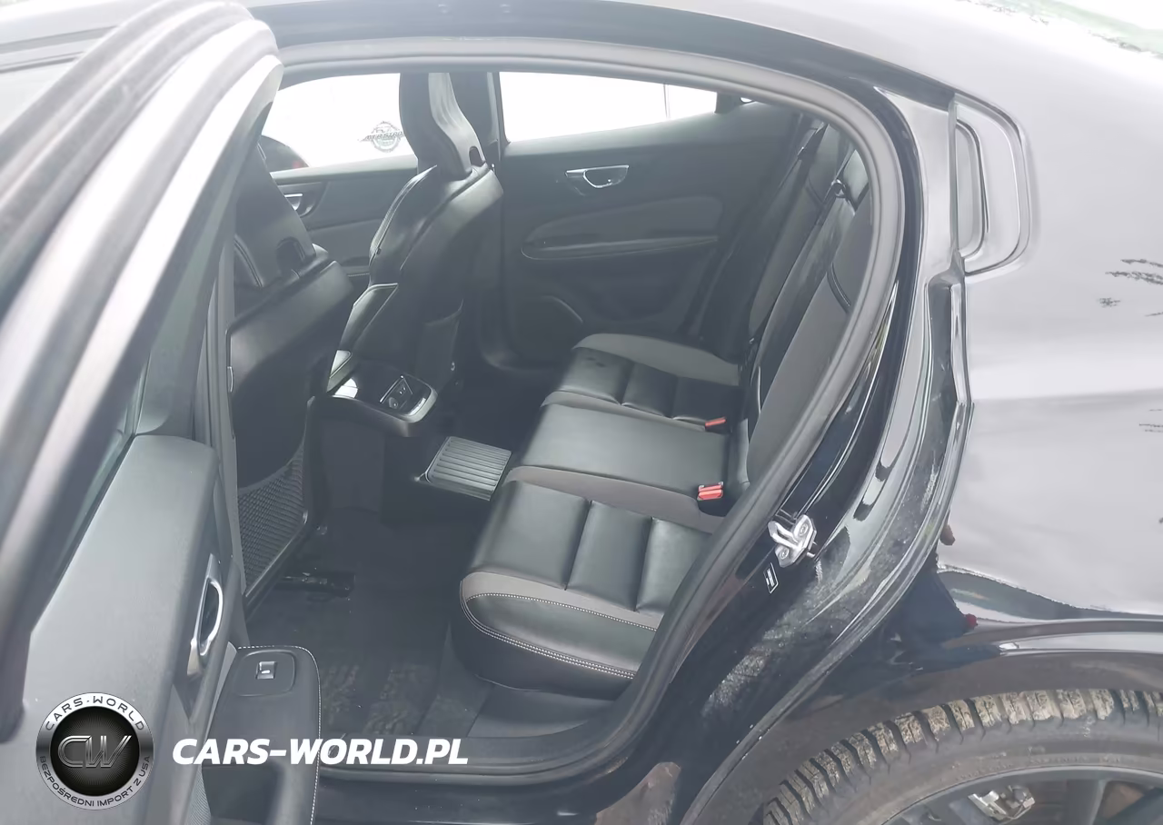 2022 Volvo S60 Recharge Plug-In Hybrid T8 Black Edition R-Design Extended Range VIN:7JRH60FD5NG192477 - 8