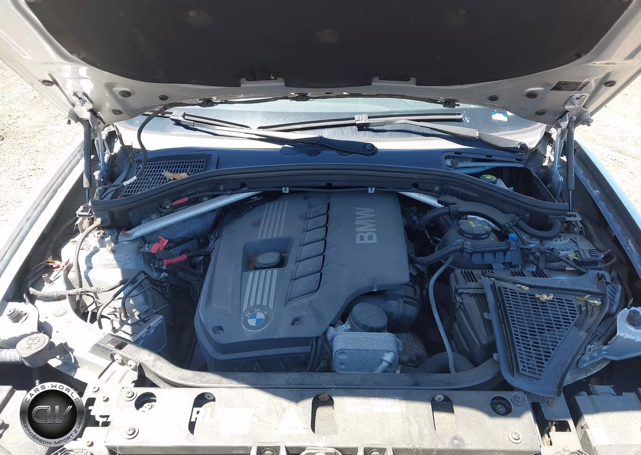 2011 BMW X3 xDrive28I VIN:5UXWX5C52BL700936 - 10
