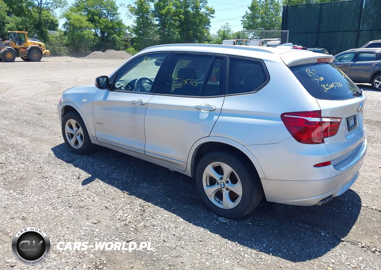 2011 BMW X3 xDrive28I VIN:5UXWX5C52BL700936 - 3