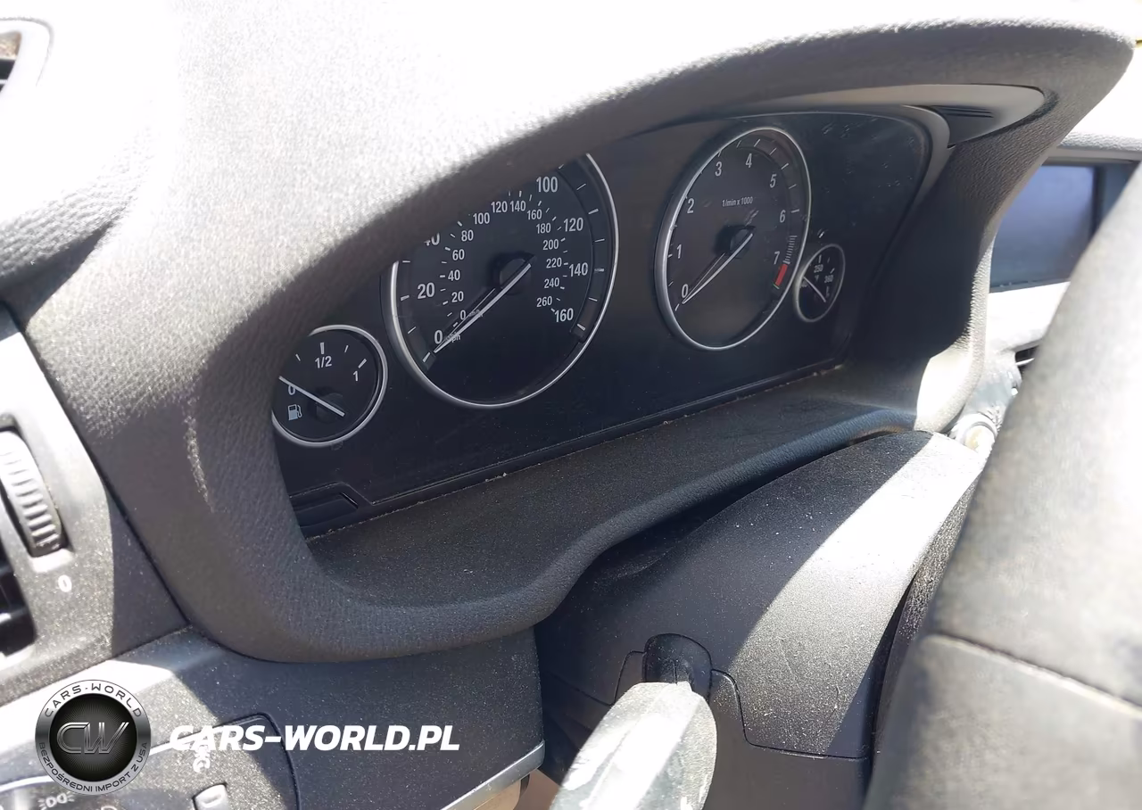 2011 BMW X3 xDrive28I VIN:5UXWX5C52BL700936 - 7