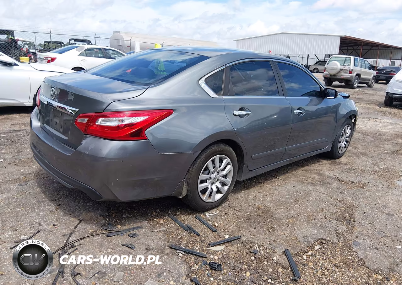 2016 Nissan Altima 2.5 S VIN:1N4AL3AP1GN334601 - 4