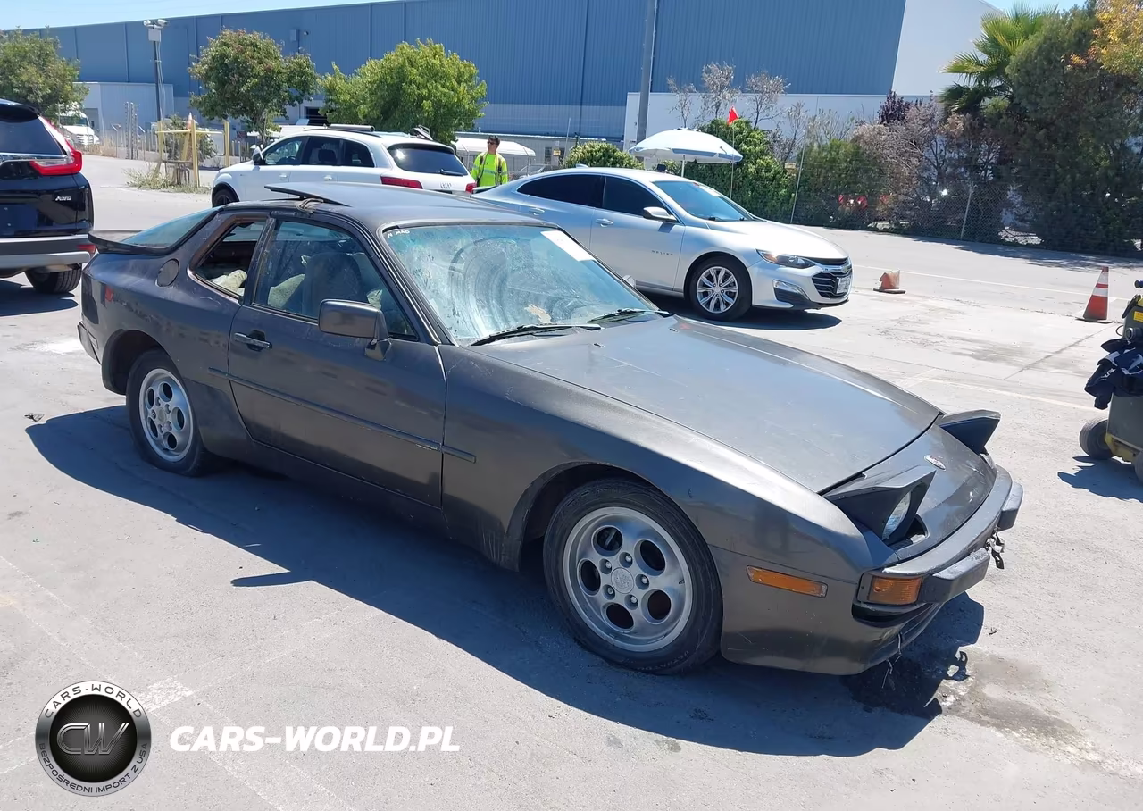 1985 Porsche 944 – zdjęcie 1 z 16