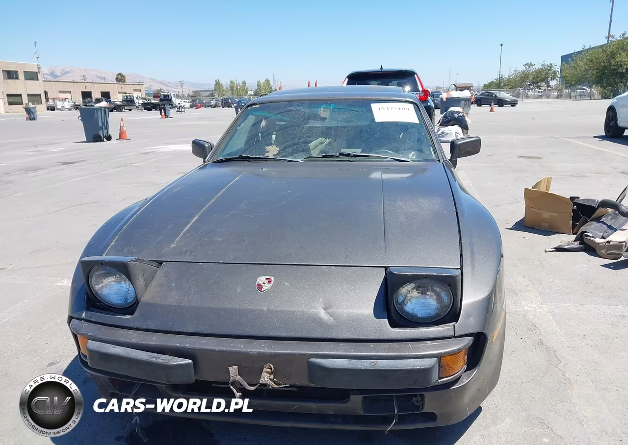 1985 Porsche 944 VIN:WP0AA0946FN472206 - 12