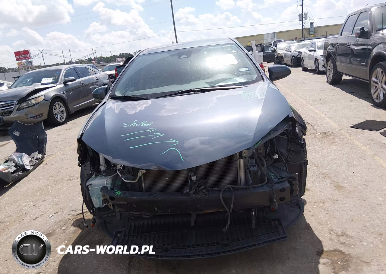 2019 Toyota Corolla Le VIN:2T1BURHE5KC203783 - 13
