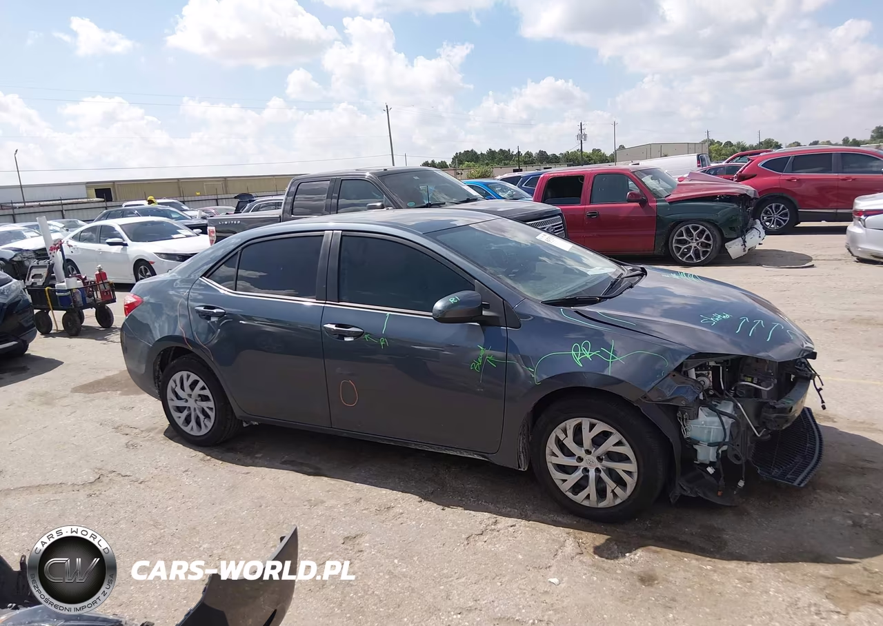 2019 Toyota Corolla Le VIN:2T1BURHE5KC203783 - 14