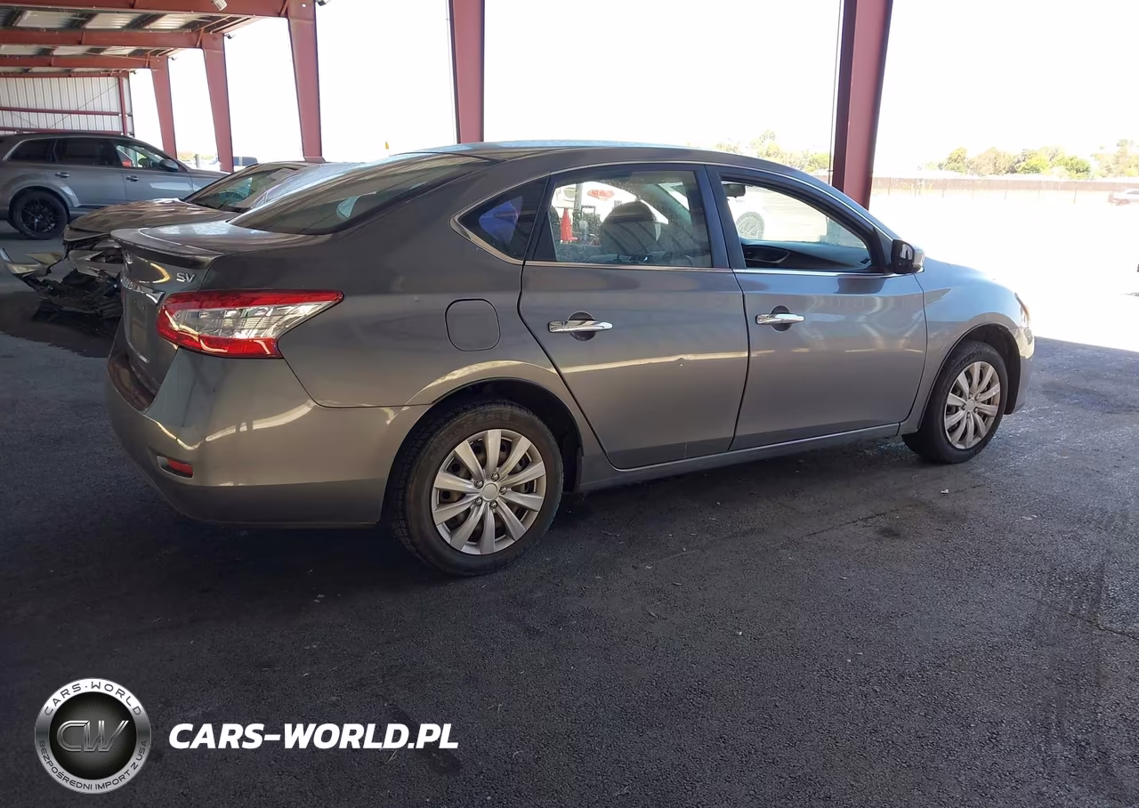 2015 Nissan Sentra S VIN:3N1AB7AP0FY305826 - 4