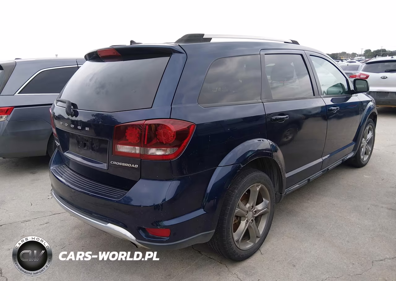 2017 Dodge Journey Crossroad Plus Awd VIN:3C4PDDGG3HT618053 - 4