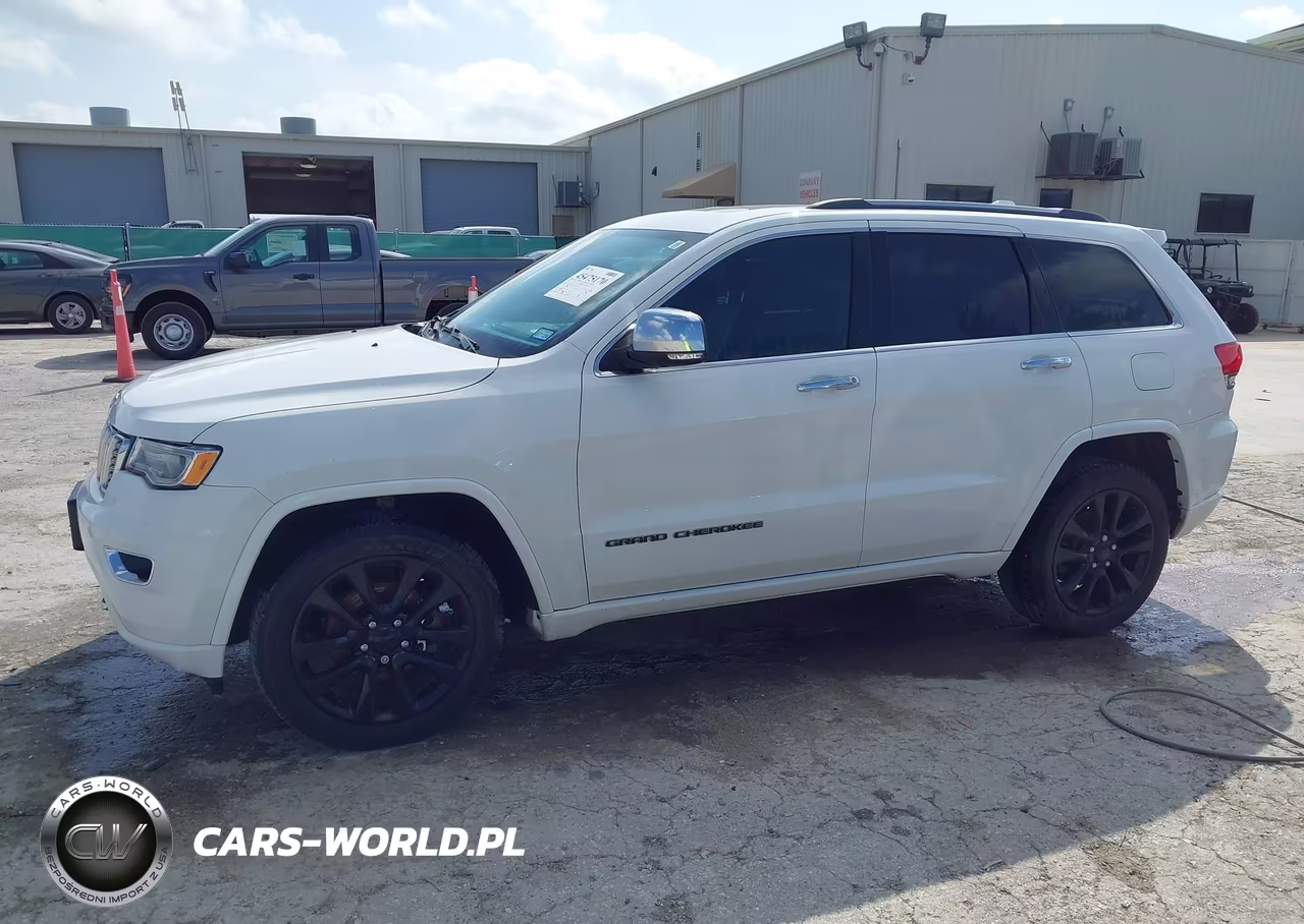 2017 Jeep Grand Cherokee Overland VIN:1C4RJECG9HC804740 - 14