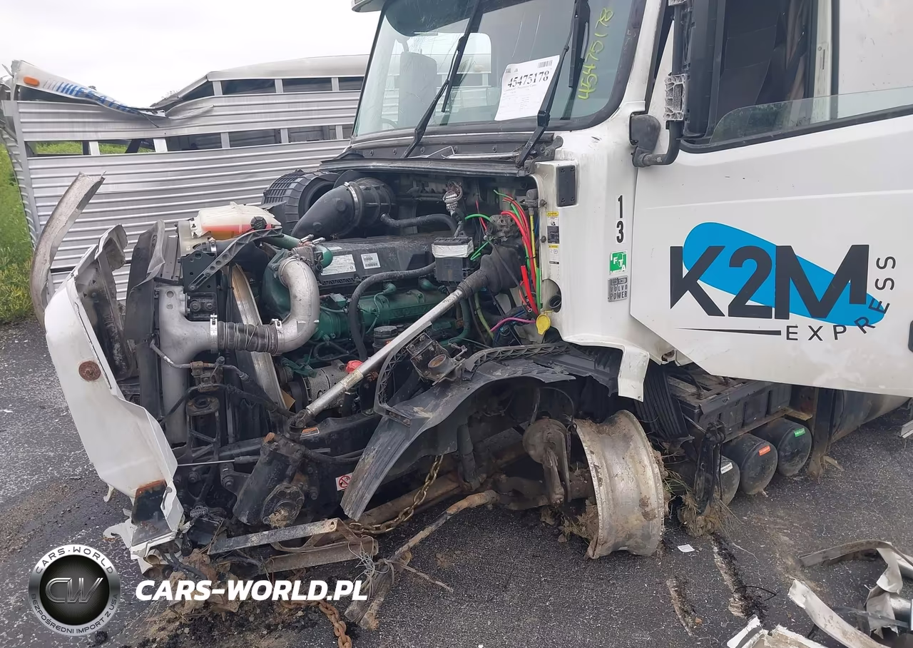 2018 Volvo Vnl VIN:4V4NC9EH2JN979755 - 11