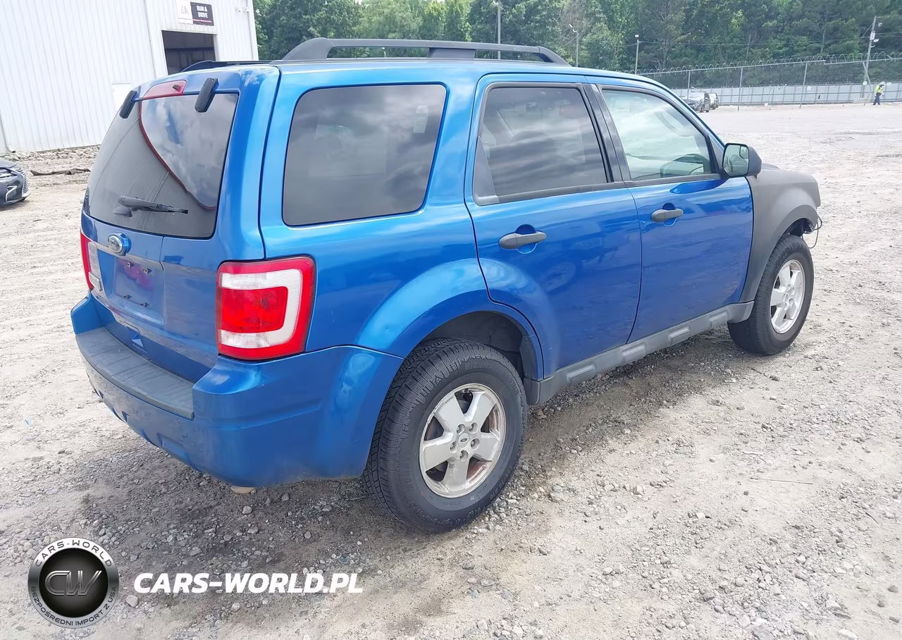 2011 Ford Escape Xlt VIN:1FMCU0D75BKC51169 - 4