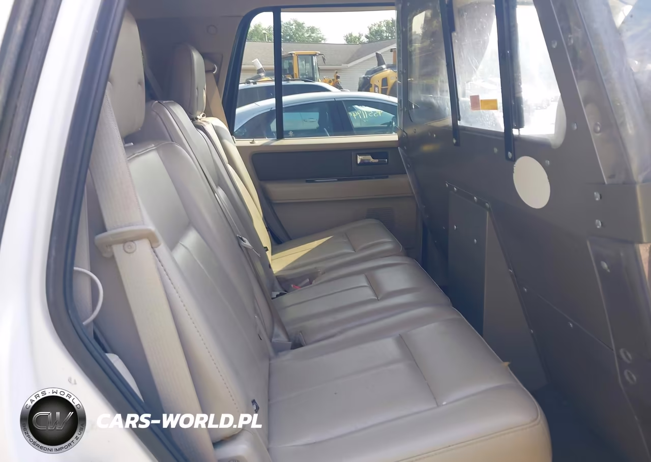 2011 Ford Expedition Xl VIN:1FMJU1G58BEF13756 - 8