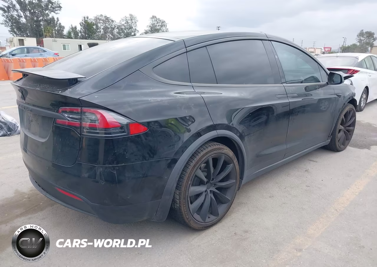 2020 Tesla Model X Long Range Dual Motor All-Wheel Drive-Long Range Plus Dual Motor All-Wheel Drive VIN:5YJXCBE20LF303863 - 4