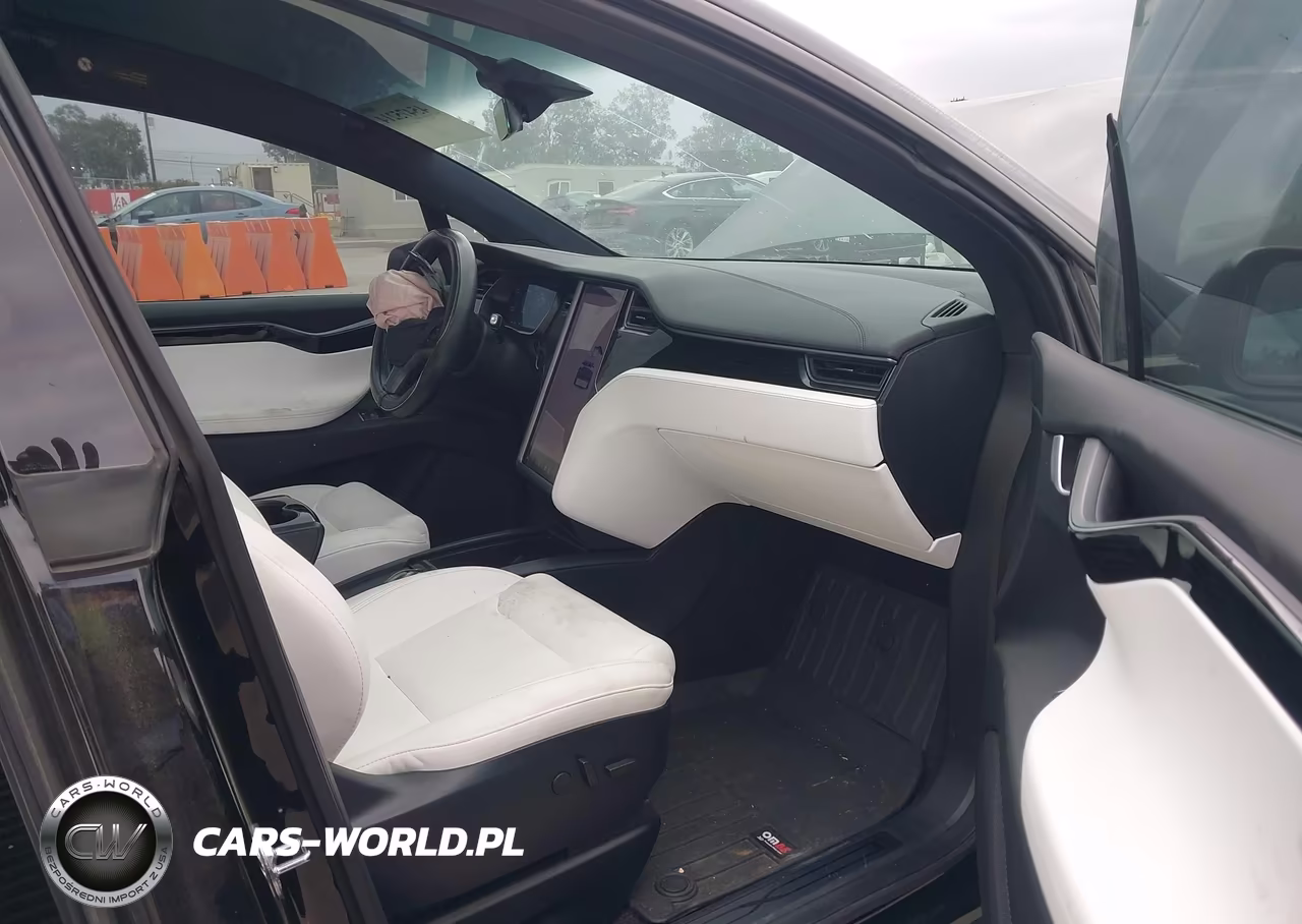 2020 Tesla Model X Long Range Dual Motor All-Wheel Drive-Long Range Plus Dual Motor All-Wheel Drive VIN:5YJXCBE20LF303863 - 5