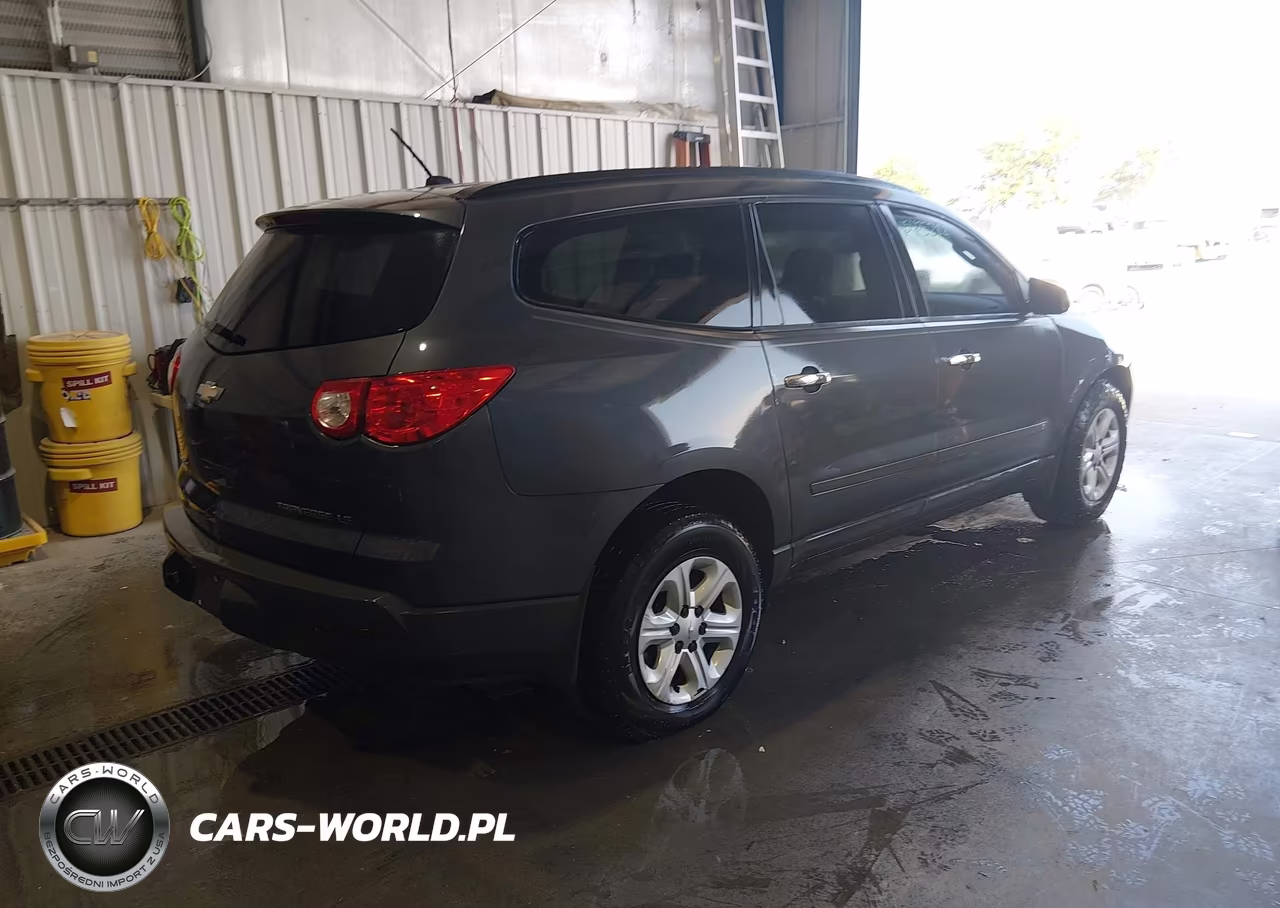 2009 Chevrolet Traverse Ls VIN:1GNER13DX9S160752 - 4