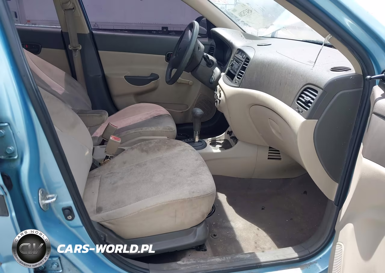 2009 Hyundai Accent Gls VIN:KMHCM46CX9U293837 - 5