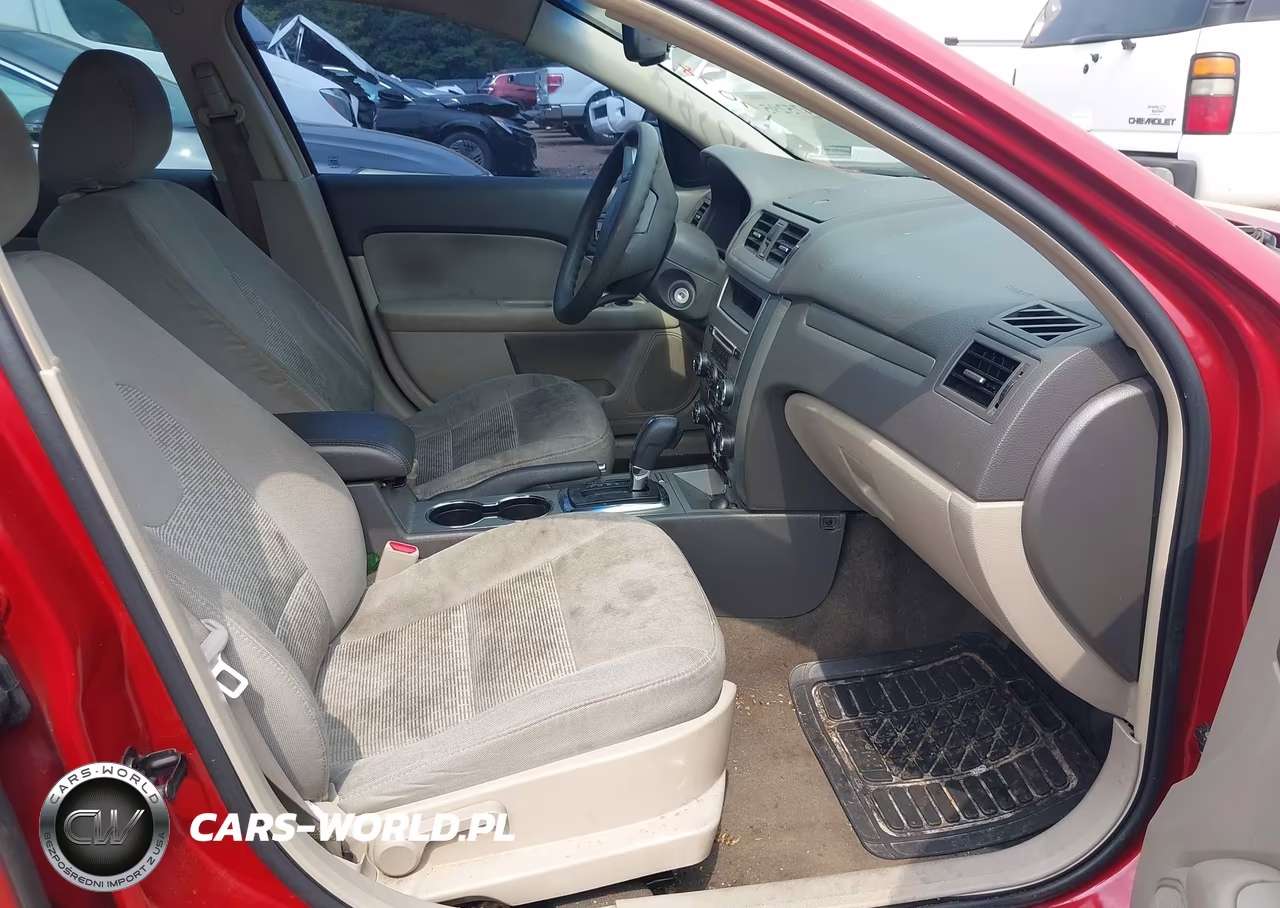 2011 Ford Fusion Se VIN:3FAHP0HA2BR170784 - 5