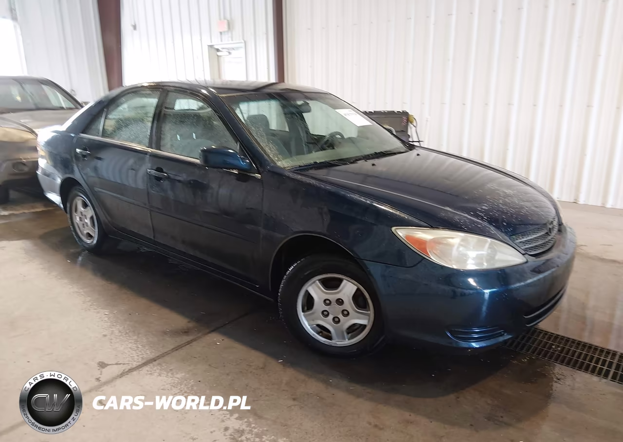 2003 Toyota Camry Le V6 – zdjęcie 1 z 11
