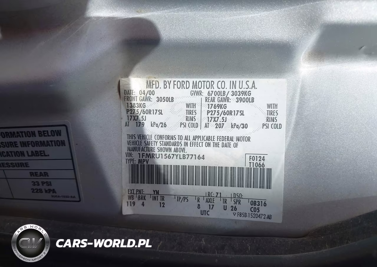 2000 Ford Expedition Xlt VIN:1FMRU1567YLB77164 - 9