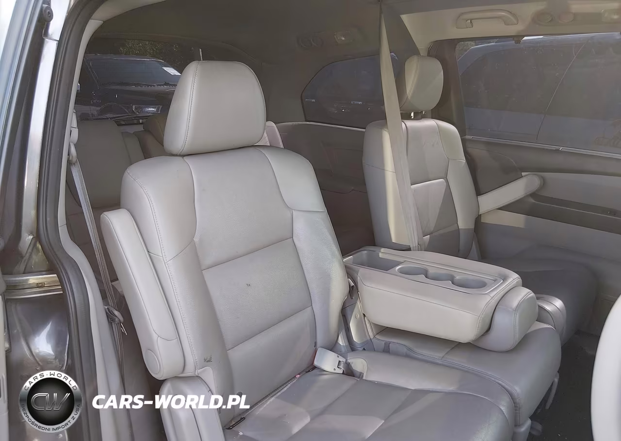 2016 Honda Odyssey Ex-L VIN:5FNRL5H60GB137990 - 8
