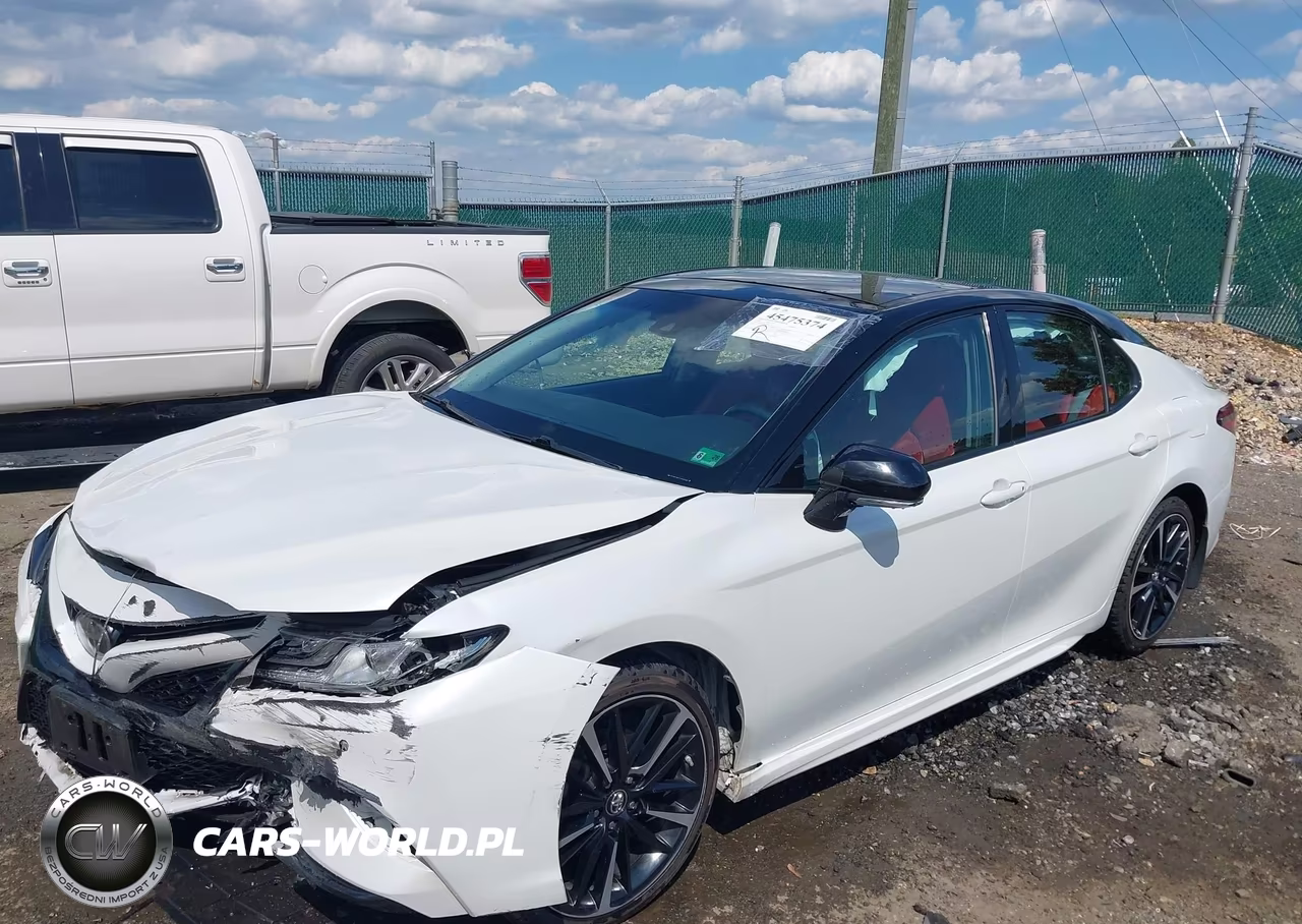 2018 Toyota Camry Xse VIN:4T1B61HK1JU145380 - 2