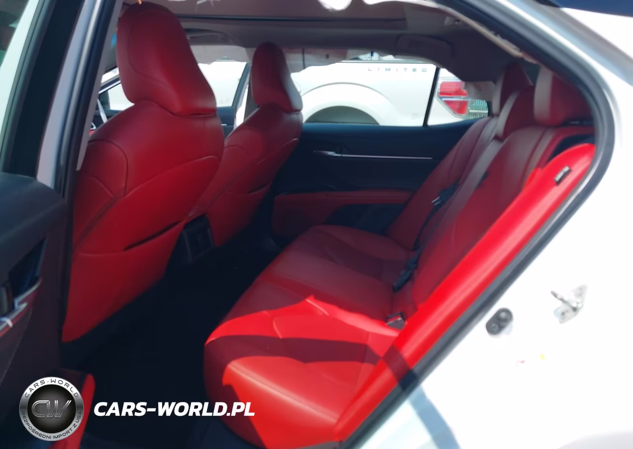 2018 Toyota Camry Xse VIN:4T1B61HK1JU145380 - 8