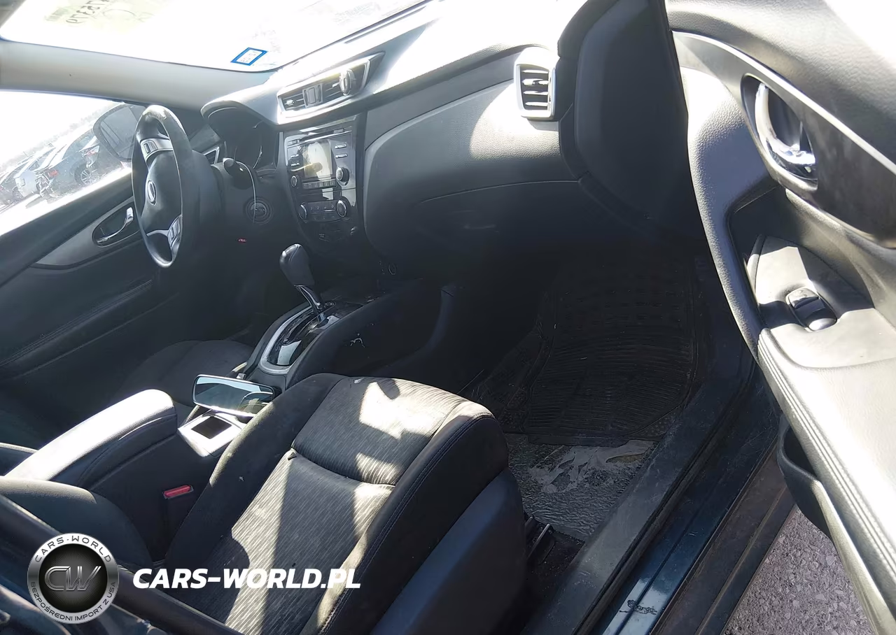 2015 Nissan Rogue S VIN:KNMAT2MT9FP585074 - 5