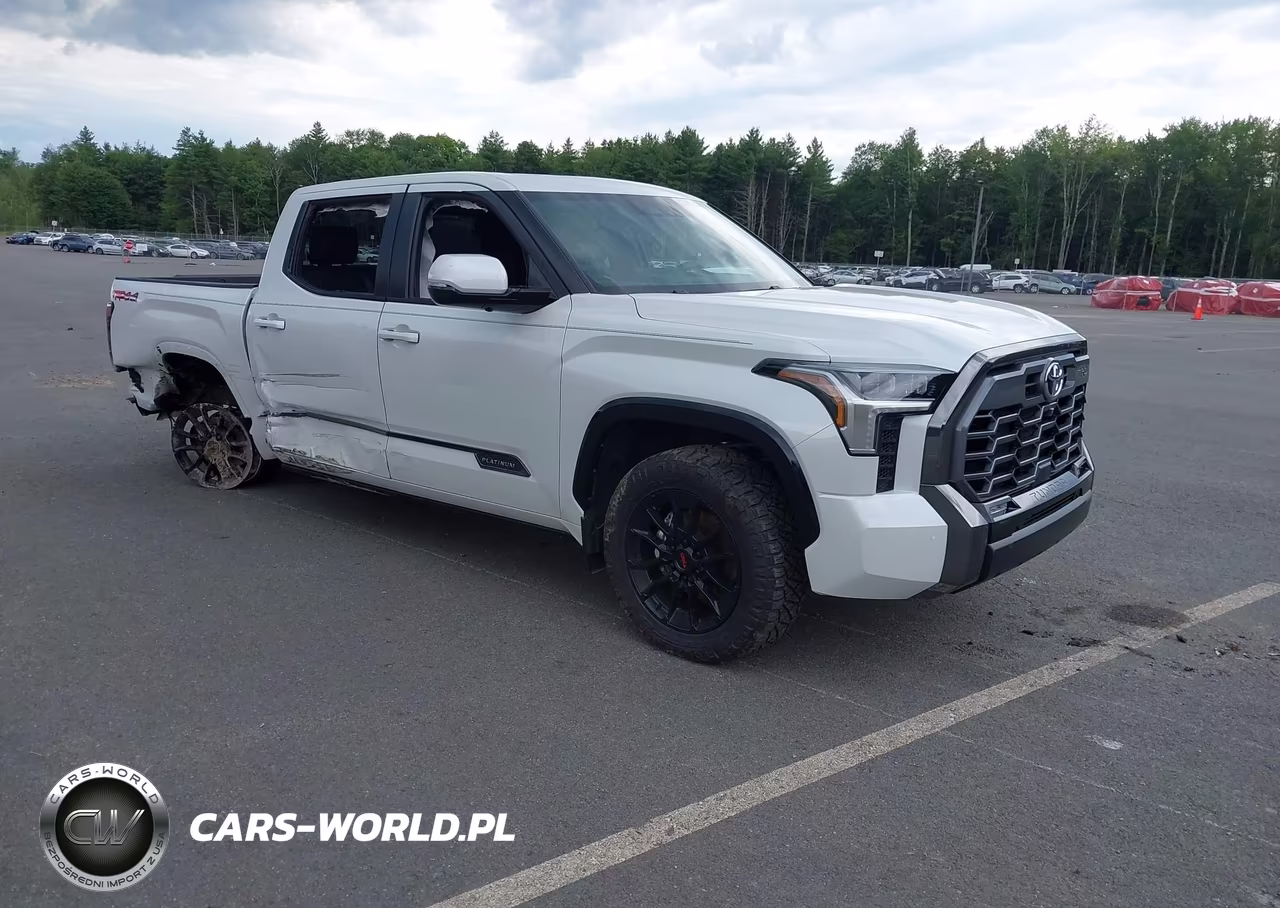 2026 Toyota Tundra Platinum Crewmax 5.5' Bed – zdjęcie 1 z 21