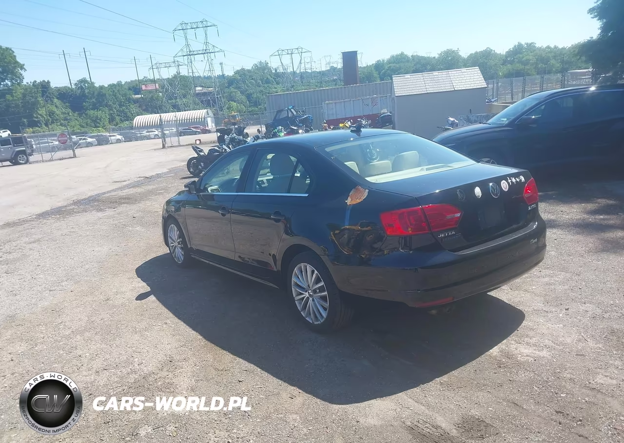 2011 Volkswagen Jetta 2.5L Sel VIN:3VWLZ7AJ5BM304473 - 3