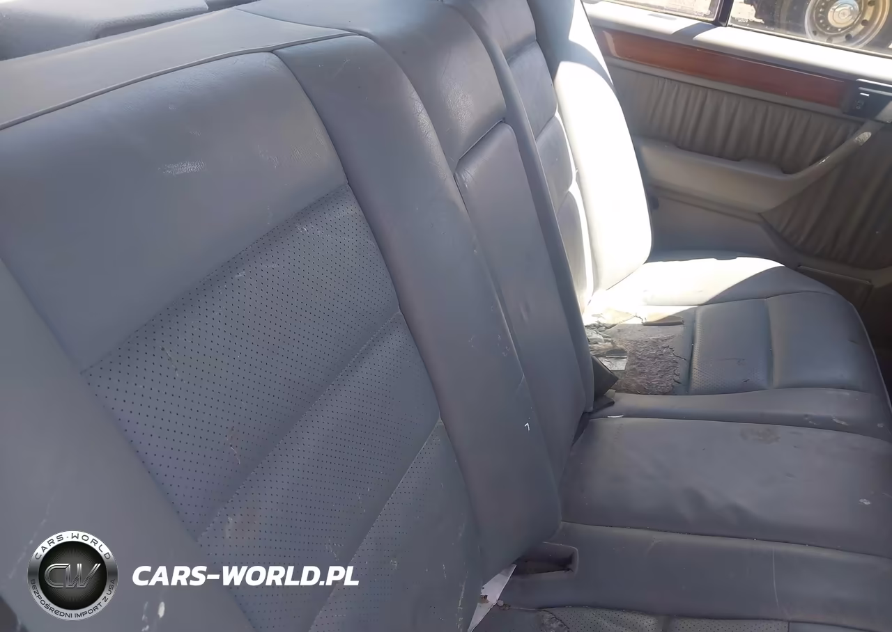 1995 Mercedes-Benz E 320 Base-320 Special VIN:WDBEA32E9SC183282 - 8