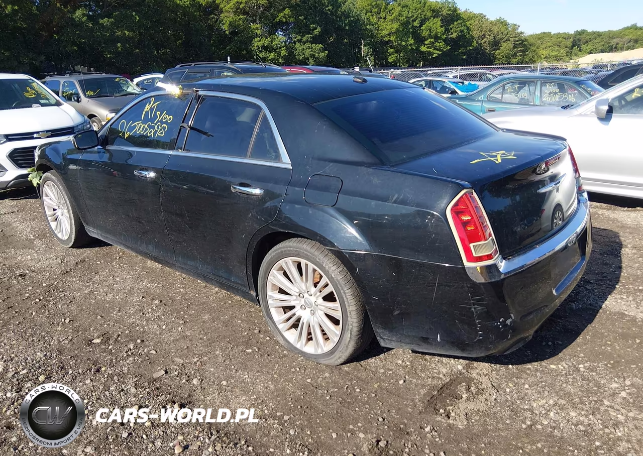2012 Chrysler 300 Limited VIN:2C3CCACG1CH165885 - 3